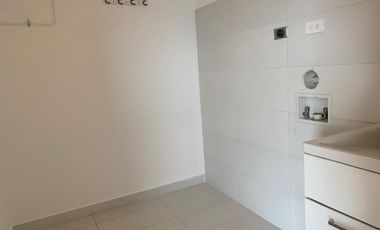 DEPARTAMENTO DE RENTA EN CUMBAYÁ - EXCELENTE PRECIO!