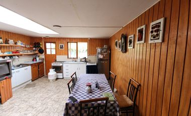 Vendemos casa el sector piscina de aqua, Vadivia