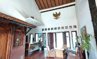 Guesthouse 14 Kamar dekat Jalan Damai Palagan