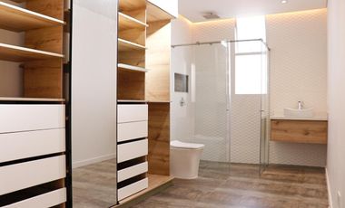 Casa de lujo en Portales del Castillo, Jamundí (4 hab – 378 m²)