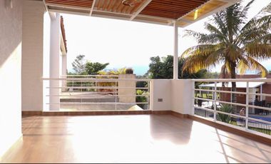 Casa de lujo en Portales del Castillo, Jamundí (4 hab – 378 m²)