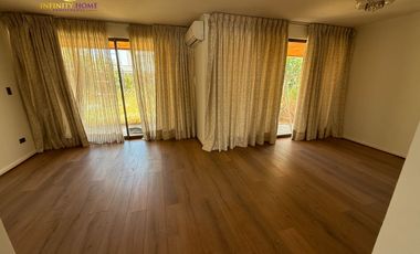 Amplia Casa Condominio Jardín Oriente Til-Til.