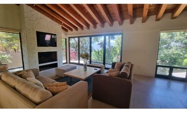 CASA CONTEMPORANEA EN VENTA