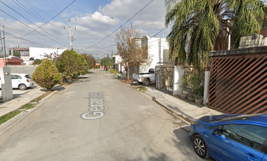 VENTA DE CASA GERANIOS, RESIDENCIAL HACIENDA LOS LINARES, LINARES NUEVO LEON, REMATE BANCARIO