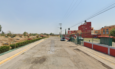 VENTA DE CASA,CONDOMINIO YULAN,HACIENDA DE CUAUTITLAN, CUAUTITLAN ESTADO DE MEXICO, REMATE BANCARIO