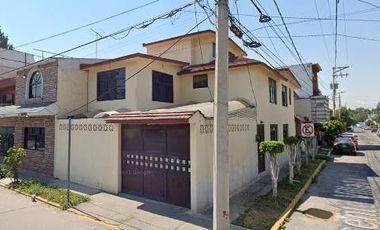 EXCELENTE PROPIEDAD UBICADA EN LA COLONIA PASEOS DE SANTA MARIA, EN CUAUTITLAN IZCALLI, EDO DE MEXICO.