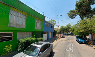 CASA EN CALLE DEL CEDRO, LOS REYES IXTACALA, TLALNEPANTLA, ESTADO DE MÉXICO. ¡NO CRÉDITOS!