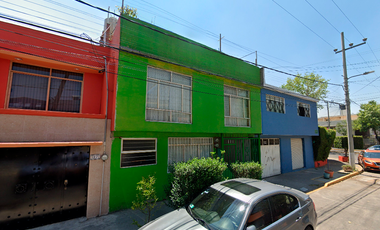 CASA EN CALLE DEL CEDRO, LOS REYES IXTACALA, TLALNEPANTLA, ESTADO DE MÉXICO. ¡NO CRÉDITOS!