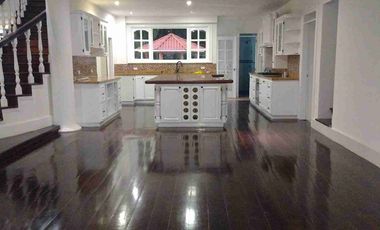 SE VENDE CONDOMINIO LUJOSO EN UNIDAD CERRADA