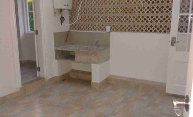 SE VENDE CONDOMINIO LUJOSO EN UNIDAD CERRADA