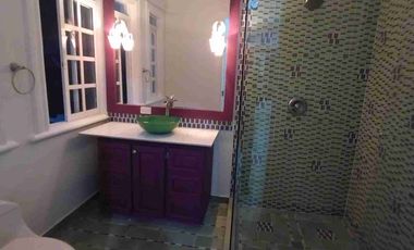 SE VENDE CONDOMINIO LUJOSO EN UNIDAD CERRADA