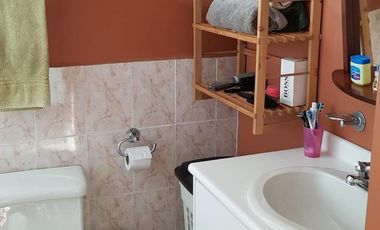Vendo Casa de 3 Dormitorios  ingresando por la Panamericana Norte Carcelén