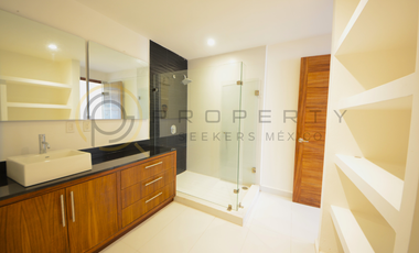 EN VENTA CONDOMINIO EN AMAPAS CONCHAS CHINAS PUERTO VALLARTA JALISCO