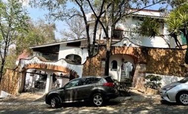 Jardines de La Montaña VENDO CASA colonial mexicana moderna con vistas al área verde protegida!