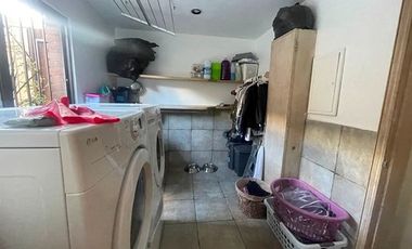 RENTA MAGNÍFICA CASA ESTILO MEXICANO CONTEMPORÁNEO EN HACIENDA SANTA FE