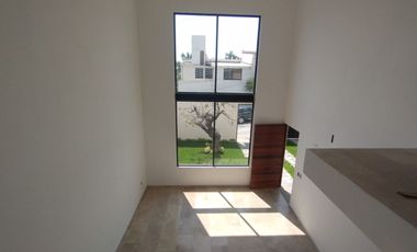 Preventa de Casa con recámara en planta baja en Burgos, Temixco