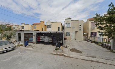 VENTA DE CASA VILLA CASTELLI, FRACCIONAMIENTO VILLAS DE ALCALA, CINIEGA DE FLORES, NUEVO LEON, REMATE BANCARIO