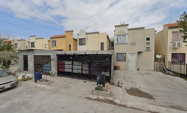 VENTA DE CASA VILLA CASTELLI, FRACCIONAMIENTO VILLAS DE ALCALA, CINIEGA DE FLORES, NUEVO LEON, REMATE BANCARIO