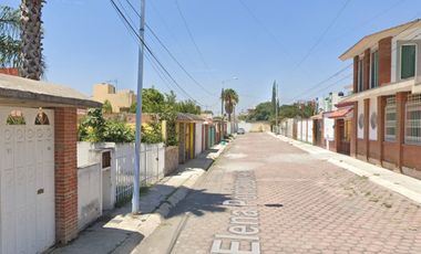 VENTA DE CASA, CALLE ELENA PONIATOWSKA, EL POPO, ATLIXCO PUEBLA, REMATE BANCARIO