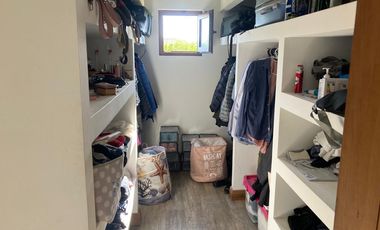 Venta Exclusiva Casa estilo Mediterránea en Condominio Privado-Talagante