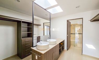 CASA EN RENTA, JURIQUILLA QUERÉTARO