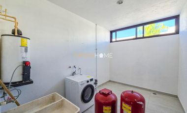 CASA EN RENTA, JURIQUILLA QUERÉTARO