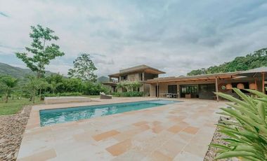 TE ALQUILO HERMOSA FINCA FARALLONES EN COPACABANA LLAMANOS AL3023252524 Y REALIZA TUS RESERVAS CON TIEMPO.