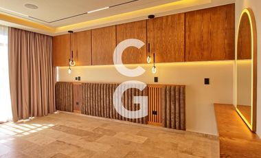 Casa en Venta en Cancun en Residencial La Marina Pto. Cancún con Rooftop