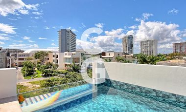 Casa en Venta en Cancun en Residencial La Marina Pto. Cancún con Rooftop