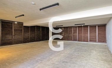 Casa en Venta en Cancun en Residencial La Marina Pto. Cancún con Rooftop