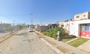 VENTA DE CASA, AV LOMAS DE GINEBRA FRACCIONAMIENTO LOMAS DEL SUR, TLAJOMULCO DE ZUÑIGA JALISCO, REMATE BANCARIO