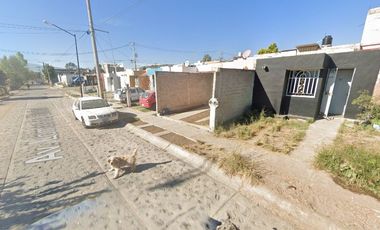 VENTA DE CASA, AV LOMAS DE GINEBRA FRACCIONAMIENTO LOMAS DEL SUR, TLAJOMULCO DE ZUÑIGA JALISCO, REMATE BANCARIO