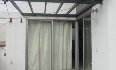BONITA CASA BIEN UBICADA CON TODOS LOS SERVICOS