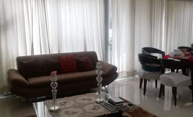 BONITA CASA BIEN UBICADA CON TODOS LOS SERVICOS