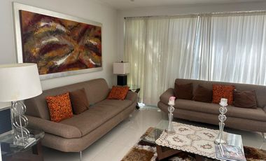 BONITA CASA BIEN UBICADA CON TODOS LOS SERVICOS