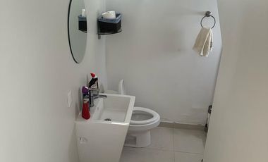 BONITA CASA BIEN UBICADA CON TODOS LOS SERVICOS