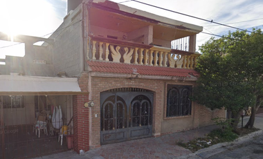 Casa en Remate Bancario en C. 9, Mirasierra, Saltillo, Coah. (65% debajo de su valor comercial)