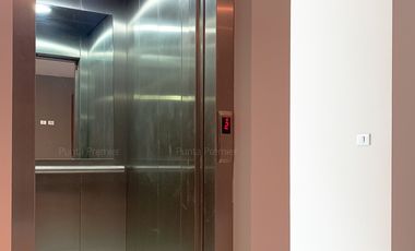 Casa de Lujo Venta Nueva en Abadía Coto Av Universidad Zona Dorada Andares Zapopan Punta Premier
