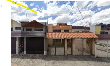 CASA AMPLIA EN ARCOS DEL ALBA