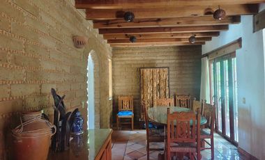 Casa en venta en Tepoztlán Morelos, con excelente ubicación