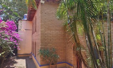 Casa en venta en Tepoztlán Morelos, con excelente ubicación
