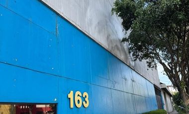 NAVE  INDUSTRIAL EN RIO FRIO