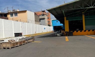 NAVE  INDUSTRIAL EN RIO FRIO
