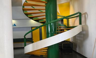 NAVE  INDUSTRIAL EN RIO FRIO