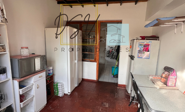 SE VENDE CASA SECTOR AV. FRANCIA INDEPENDENCIA