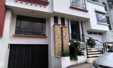 Vive a lo Grande en Casa San Ignacio! Espacio, Confort y Elegancia en 4 Niveles
