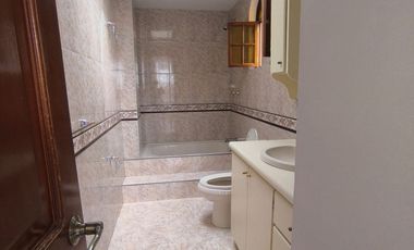 Vive a lo Grande en Casa San Ignacio! Espacio, Confort y Elegancia en 4 Niveles