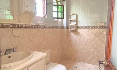 Vive a lo Grande en Casa San Ignacio! Espacio, Confort y Elegancia en 4 Niveles
