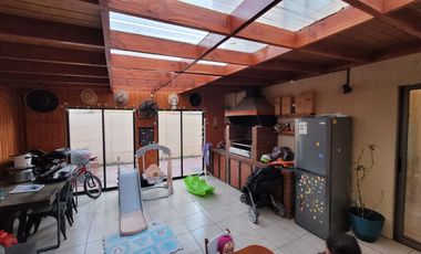 Hermosa Casa en Condominio Calama