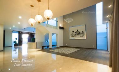 Casa de Lujo Puerta Aqua en Venta Av Universidad como Nueva Zona Dorada Andares Zapopan Punta Premier
